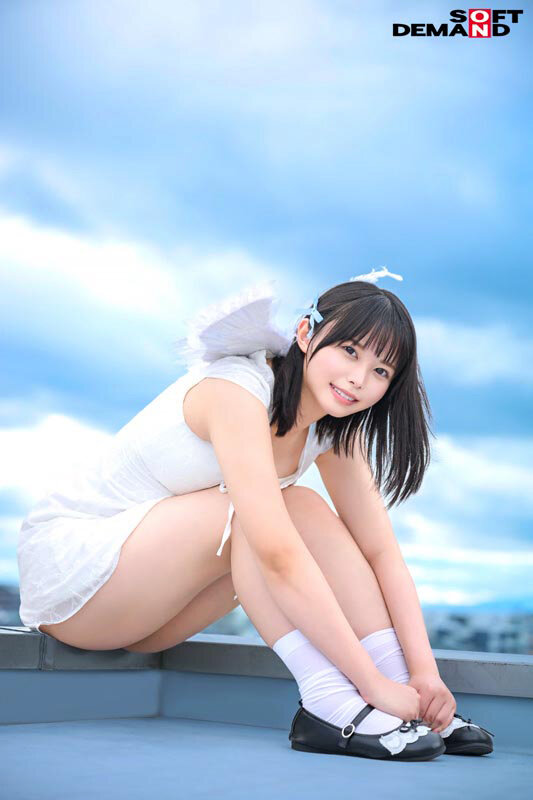 名古屋育ちZ世代黒髪美少女・高星なぎさのAVデビュー作品メインビジュアル